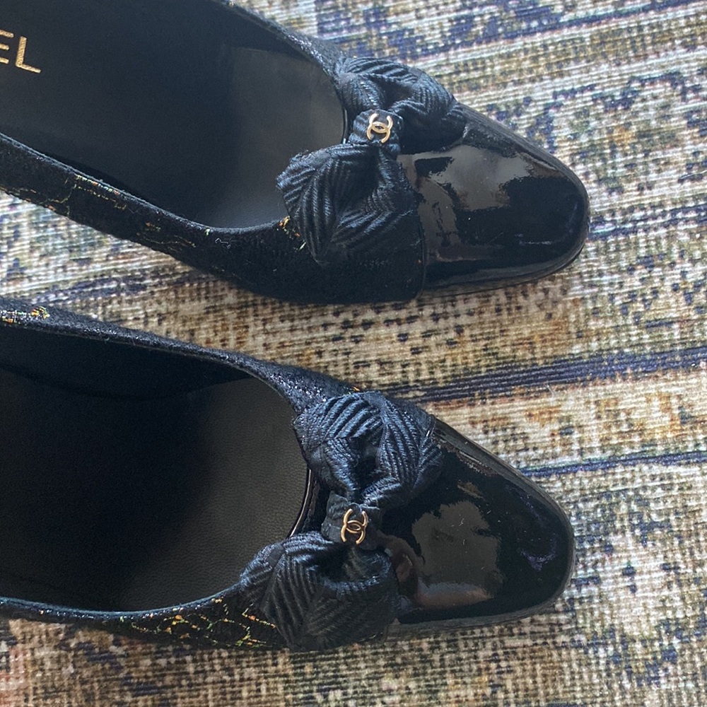 CHANEL Black Tweed bow Heels 40 - Picture 3 of 7